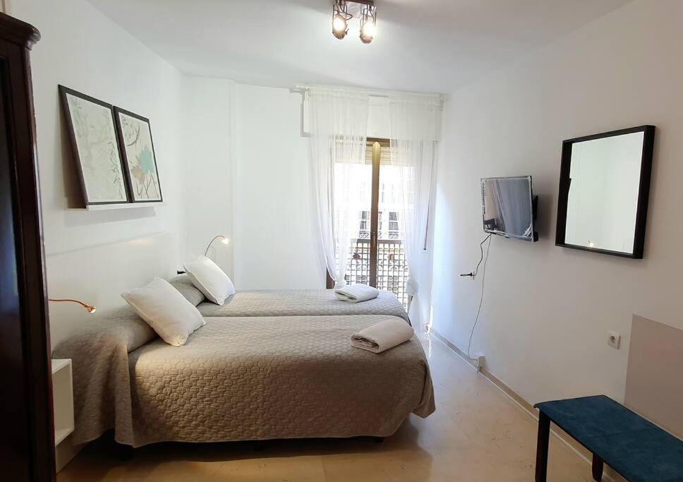 Ferienwohnung Acogedor Y Centrico Con Parking Granada Exterior foto